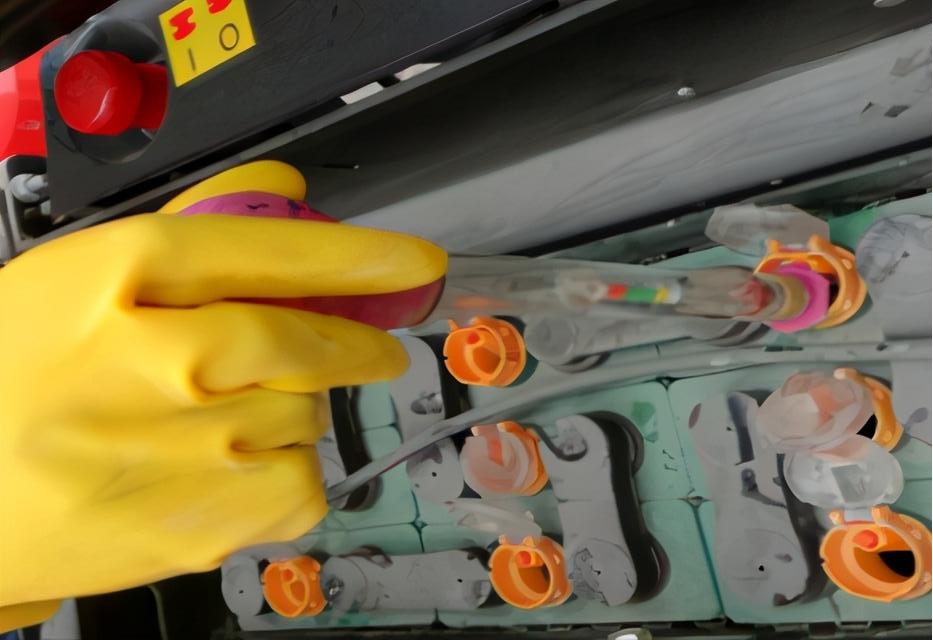 電瓶加水的正確步驟你了解嗎？